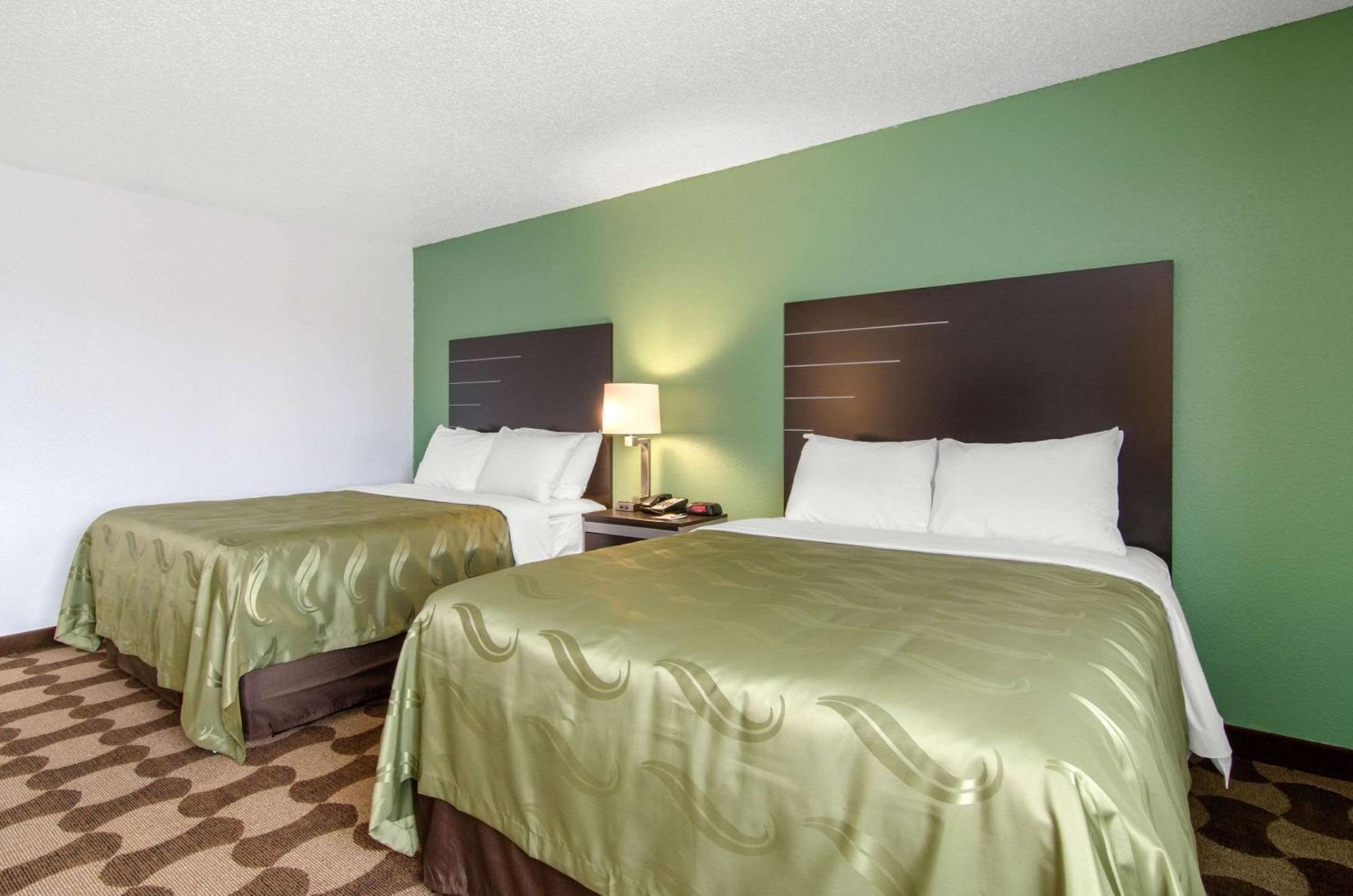 Quality Inn Russell Ngoại thất bức ảnh