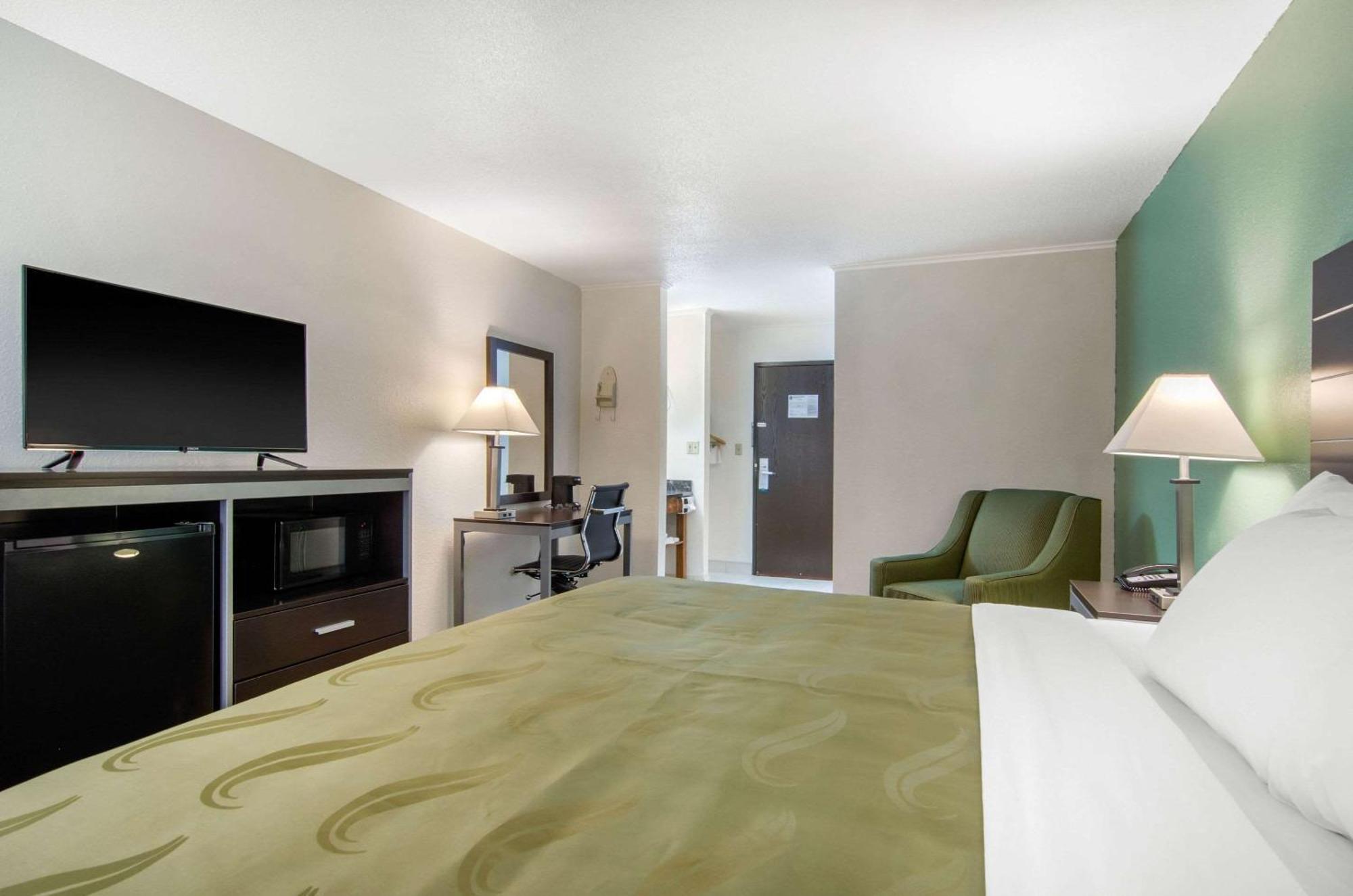 Quality Inn Russell Ngoại thất bức ảnh