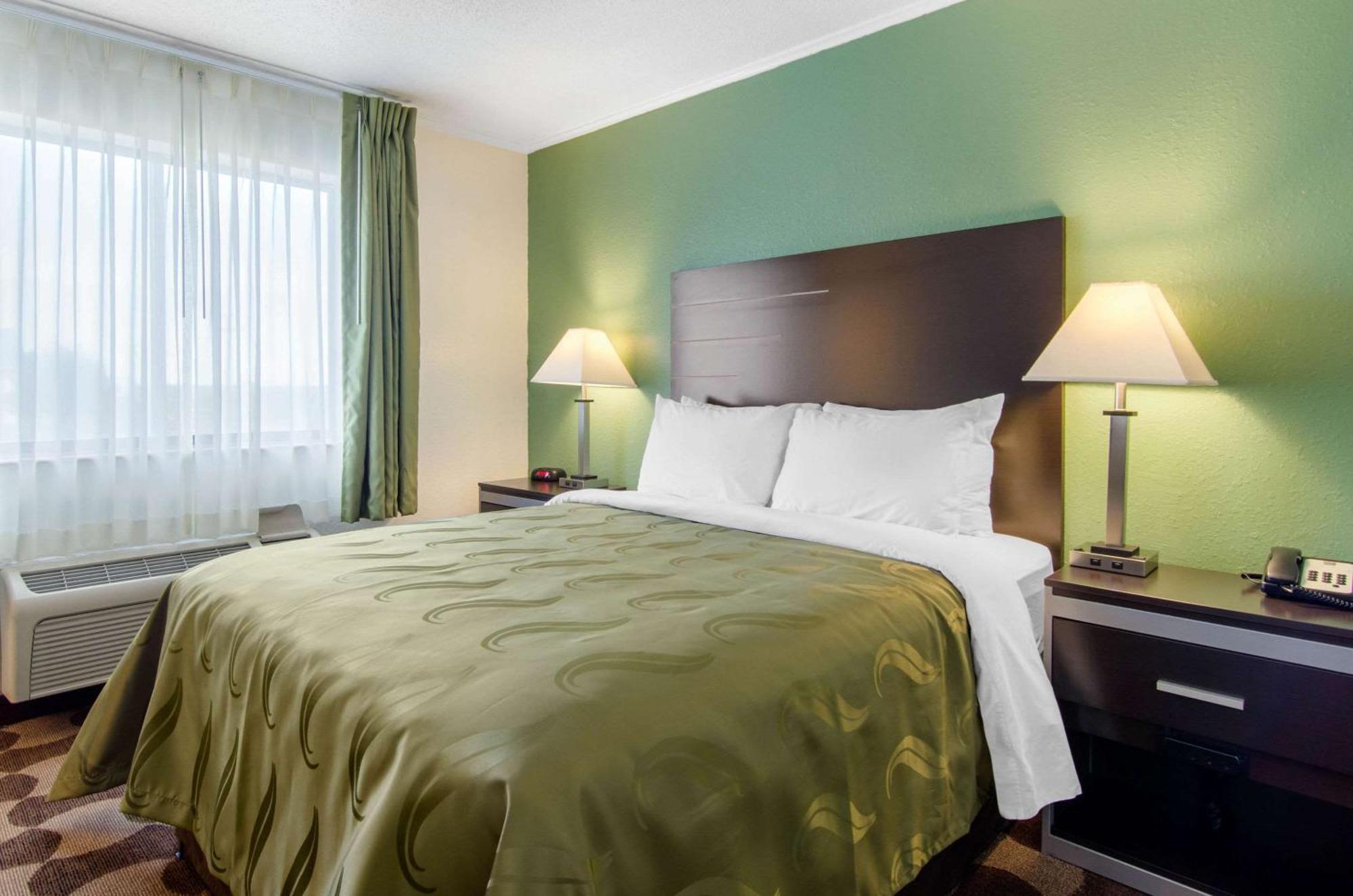 Quality Inn Russell Ngoại thất bức ảnh