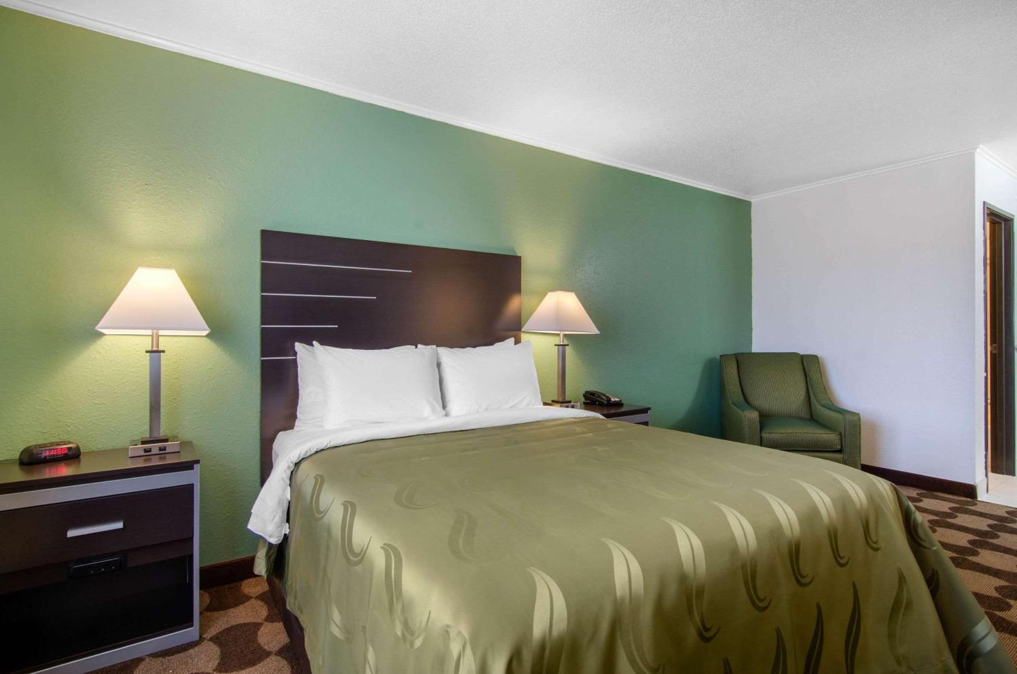 Quality Inn Russell Ngoại thất bức ảnh
