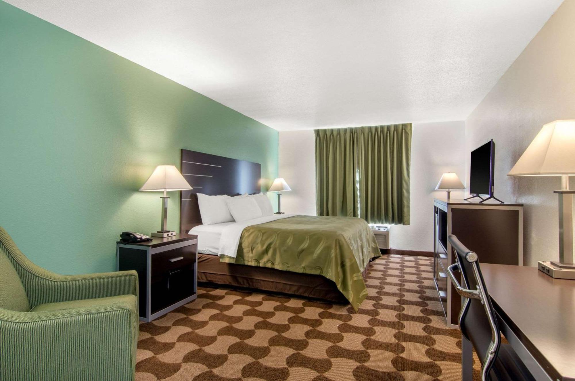 Quality Inn Russell Ngoại thất bức ảnh